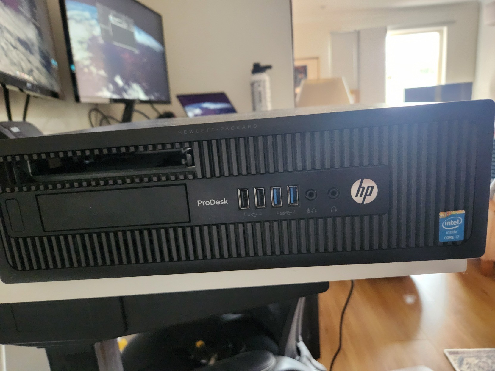 Front of an HP PC